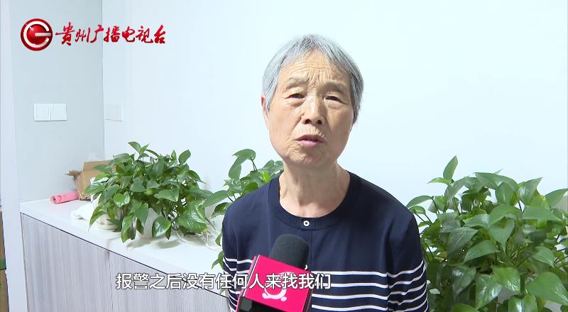 DƬ